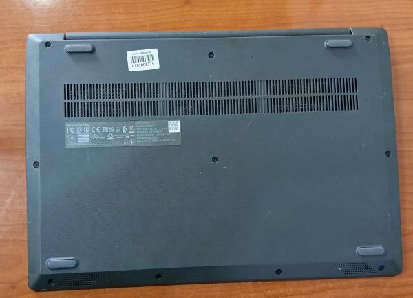 Купить Lenovo V15-IGL 82C30027RU в Ангарск за 9300 руб.