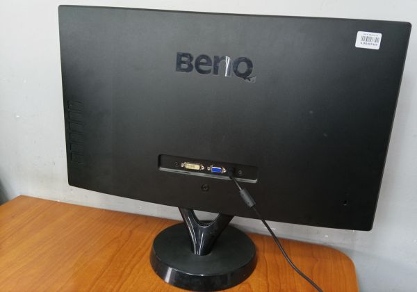 Купить BenQ VW2245 в Ангарск за 1600 руб.