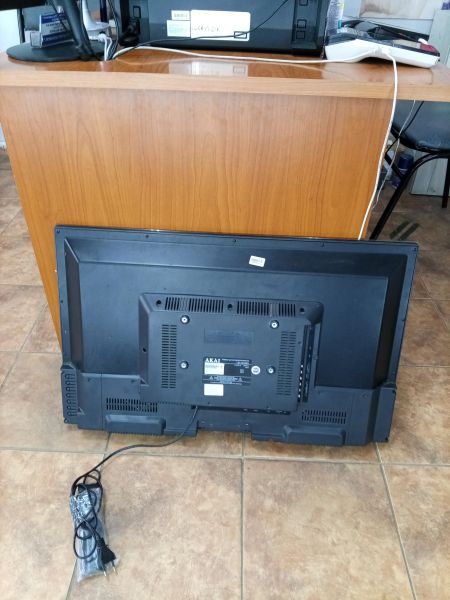 телевизор AKAI LEA-32A08G в Ангарск