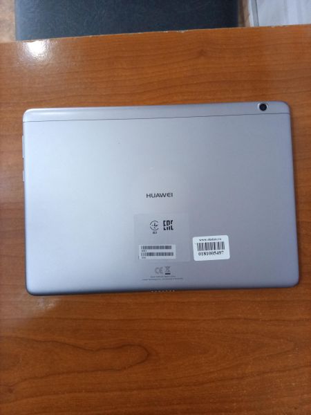Купить Huawei MediaPad T3 10 LTE 16GB (AGS-L09)  (с SIM) в Ангарск за 2200 руб.