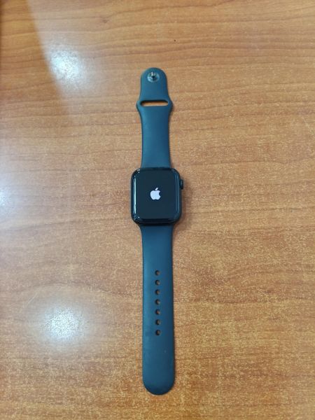 умные часы и браслеты Apple Watch Series 8 45mm (A2771) с СЗУ в Ангарск
