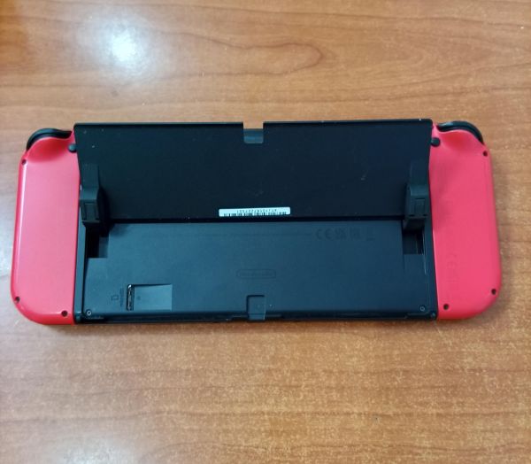 игровая приставка Nintendo Switch OLED 64GB (HEG-001) в Ангарск