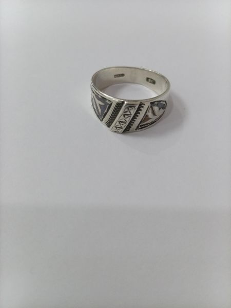 серебряное кольцо Кольцо серебро 925 4,14g, вес изделия 4.14g, размер 19 в Иркутск