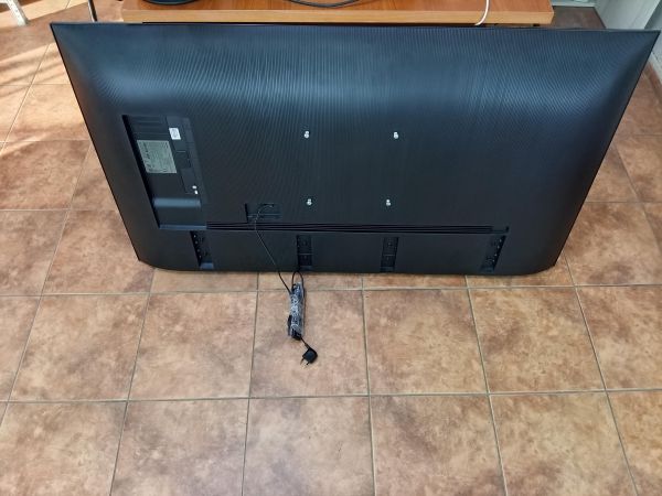 телевизор Samsung UE55DU7100U в Ангарск