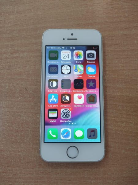 Купить Apple iPhone 5S 16GB в Ангарск за 2750 руб.