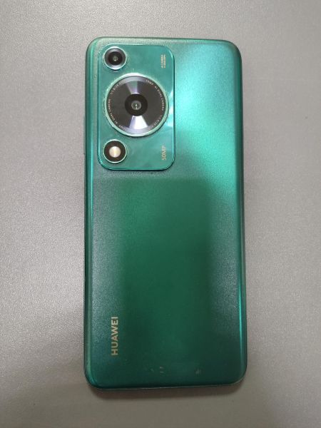 Купить Huawei Nova Y72 8/128GB (MGA-LX3) Duos в Ангарск за 7000 руб.