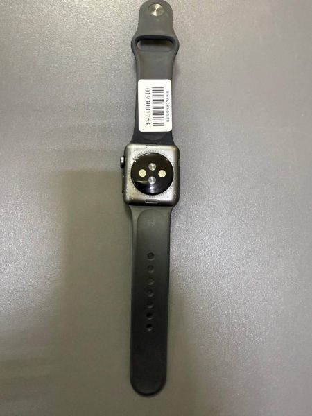 Купить Apple Watch Series 3 38mm (A1858) с СЗУ в Ангарск за 1900 руб.
