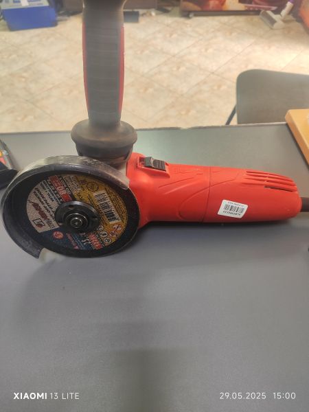 Купить Milwaukee AGV 10-125 EK в Ангарск за 3700 руб.