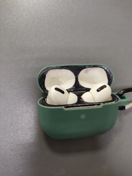 Купить Реплика Apple AirPods Pro 2  (A2931, A2698, A2699, A3047, A3048, A3049) в Ангарск за 500 руб.
