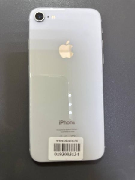 Купить Apple iPhone 8 64GB в Ангарск за 4800 руб.