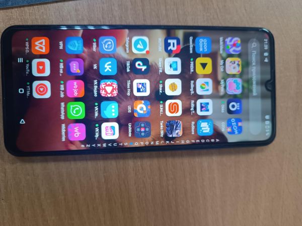 Купить Realme C61 6/128GB (RMX3930) Duos в Ангарск за 4800 руб.