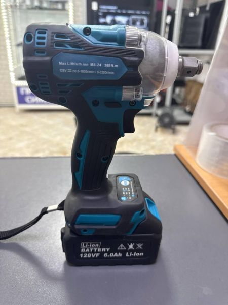 Купить Китайский или без модели гайковёрт с СЗУ в Ангарск за 1200 руб.