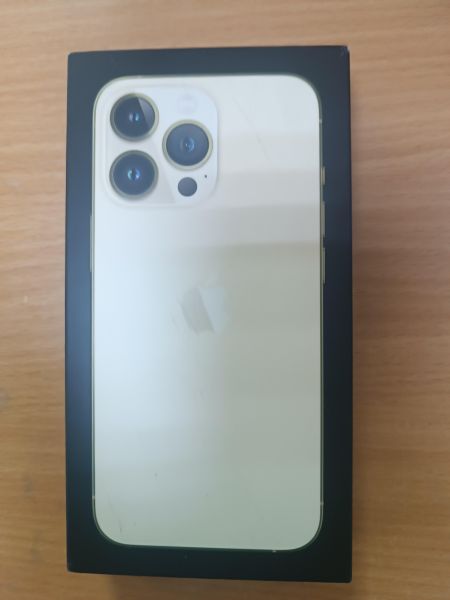 Купить Apple iPhone 13 256GB в Ангарск за 29300 руб.