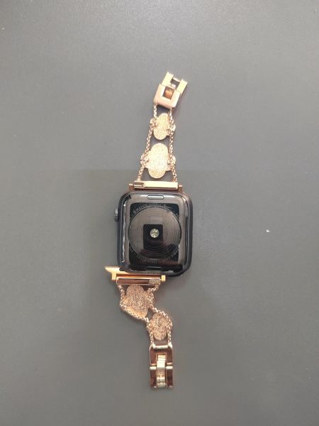 умные часы и браслеты Apple Watch SE 44mm (A2352) с СЗУ в Ангарск