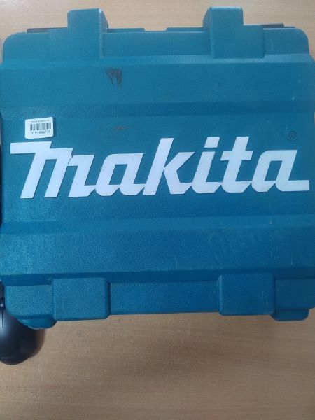 электролобзик Makita JV0600 в Ангарск