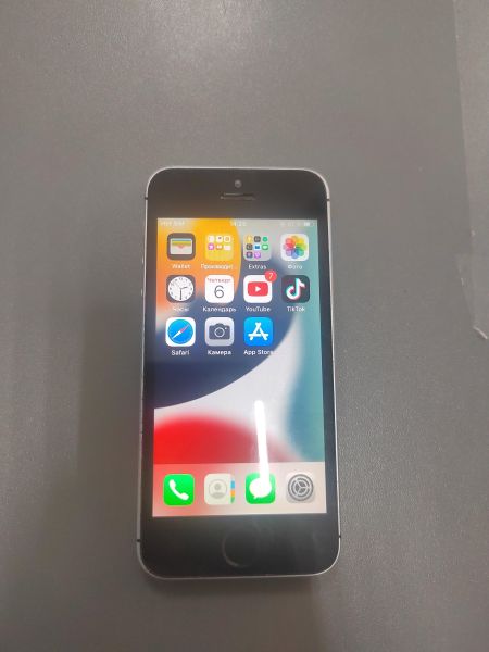 сотовый телефон Apple iPhone SE 1st gen. 2016 32GB в Ангарск