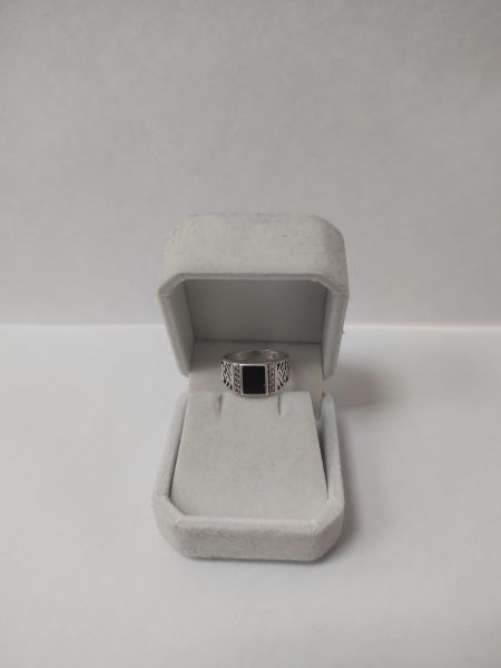серебряное кольцо Кольцо серебро 925 2,97g, вес изделия 3.18g, размер 19 в Ангарск
