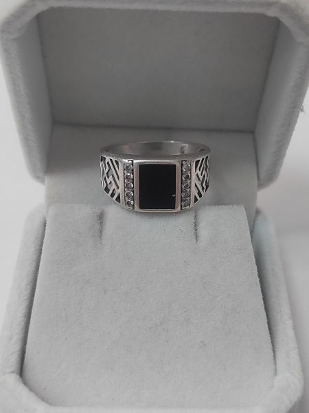 серебряное кольцо Кольцо серебро 925 2,97g, вес изделия 3.18g, размер 19 в Ангарск