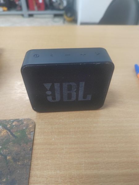 портативная колонка JBL GO Essential в Ангарск