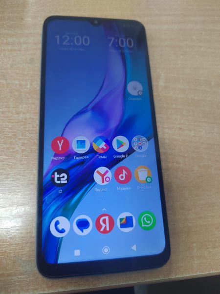 сотовый телефон POCO C40 3/32GB (220333QPG) Duos в Ангарск