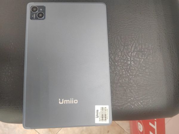 планшет Umiio A19 Pro (с SIM) в Ангарск