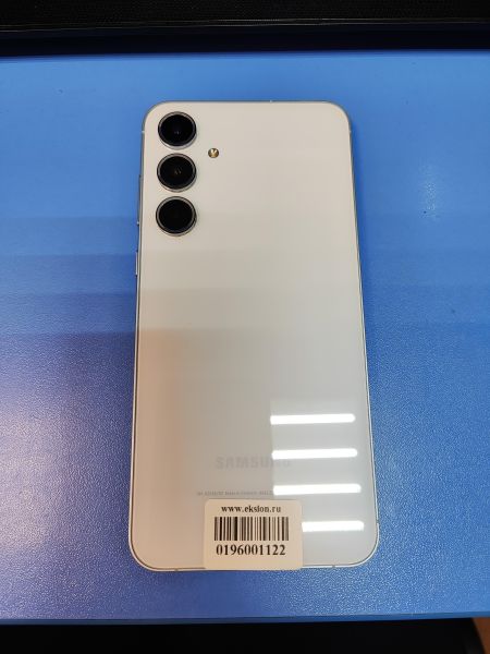 Купить Samsung Galaxy A55 8/128GB (A556E) Duos в Иркутск за 18400 руб.