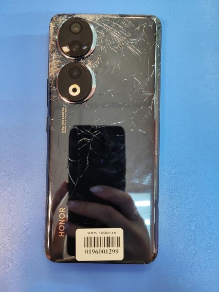 Купить Honor 90 12/512GB (REA-NX9) Duos в Иркутск за 18600 руб.
