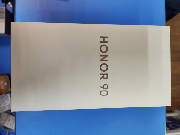 Купить Honor 90 12/512GB (REA-NX9) Duos в Иркутск за 18600 руб.
