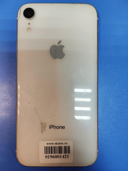 Купить Apple iPhone XR 64GB в Иркутск за 9500 руб.