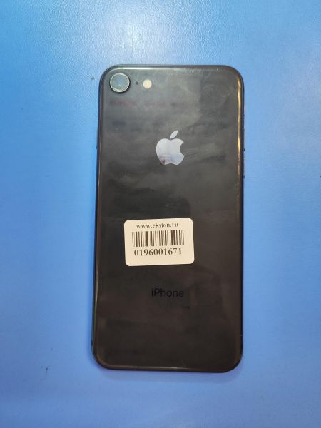 Купить Apple iPhone 8 64GB в Иркутск за 4400 руб.