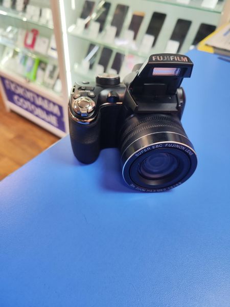 Купить Fujifilm FinePix S4500 (СЗУ не требуется) в Иркутск за 3400 руб.