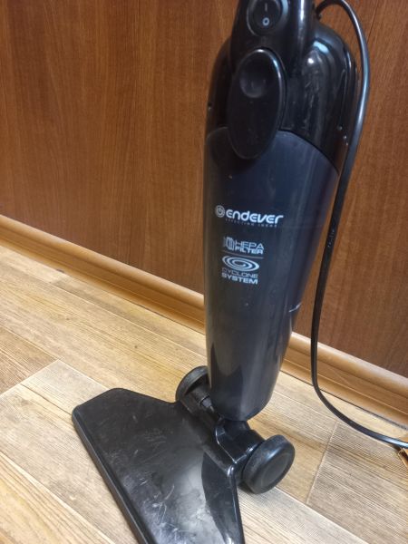 Купить Endever SkyClean VC-284 в Иркутск за 600 руб.