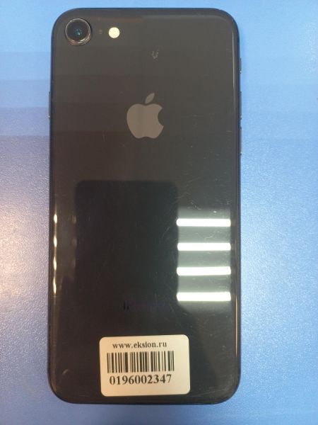 Купить Apple iPhone 8 64GB в Иркутск за 4400 руб.