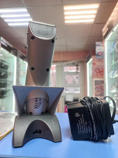 Купить Vitek VT-1366 с СЗУ в Иркутск за 1300 руб.