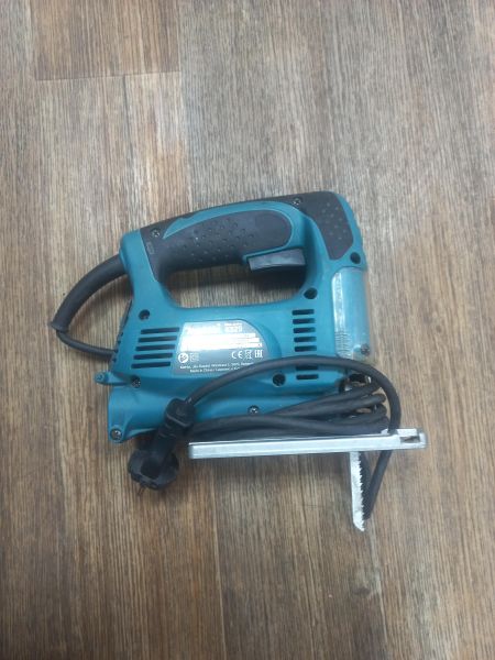 Купить Makita 4329 в Иркутск за 2000 руб.