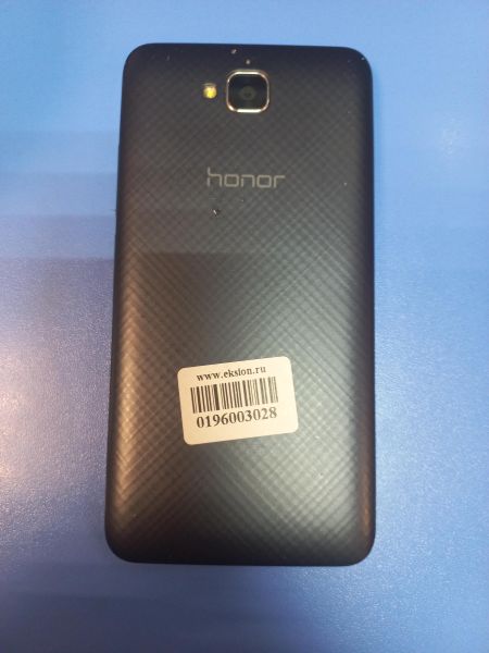 Купить Honor 4C Pro 2/16GB (TIT-L01) Duos в Иркутск за 500 руб.