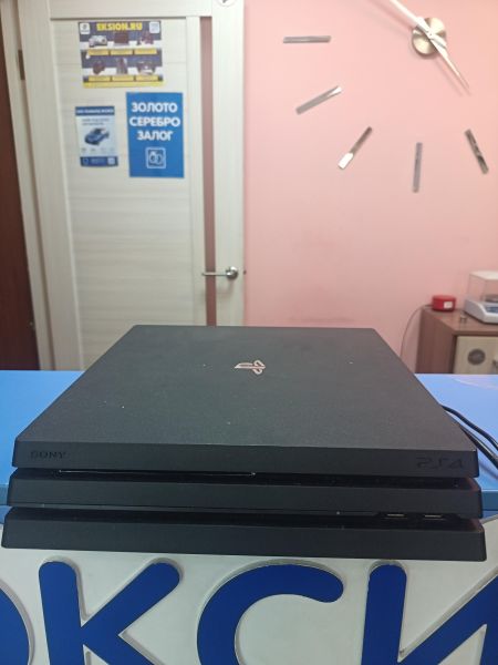 игровая приставка Sony PlayStation 4 Pro 1TB (CUH-7008B) в Иркутск