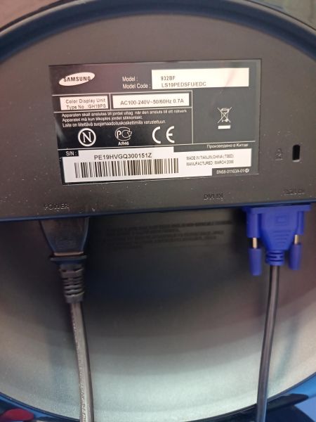 Купить Samsung 932BF в Иркутск за 900 руб.