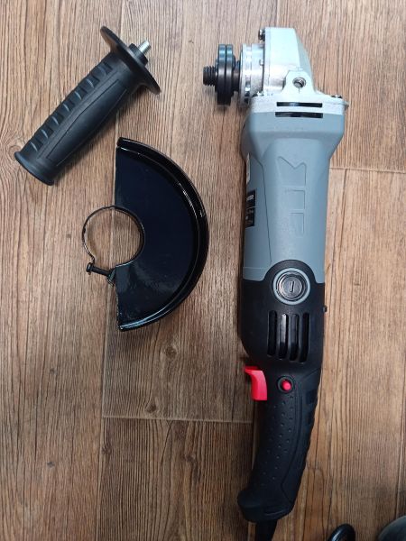 шлифмашина угловая сетевая ProfiPower PGS-1200R в Иркутск