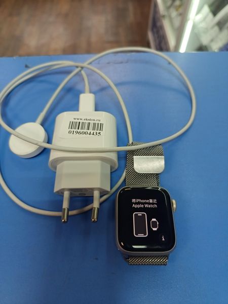 умные часы и браслеты Apple Watch SE 2 40mm (A2722) с СЗУ в Иркутск