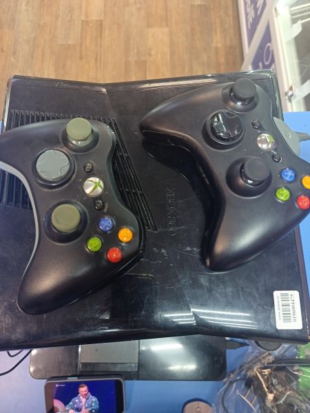 игровая приставка Microsoft Xbox 360 S 160GB (1439) в Иркутск