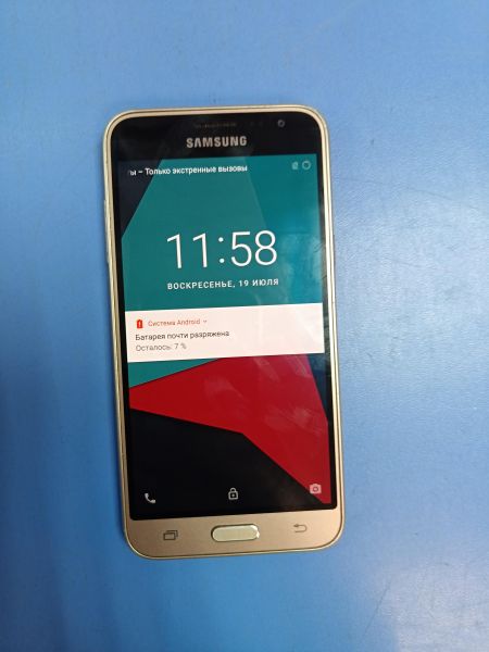 сотовый телефон Samsung Galaxy J3 2016 (J320F) Duos в Иркутск