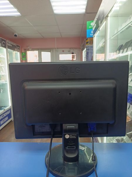 монитор LG Flatron W1942S в Иркутск
