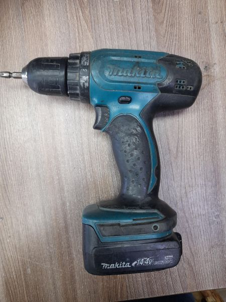 Купить Makita BDF343 с СЗУ в Иркутск за 3400 руб.
