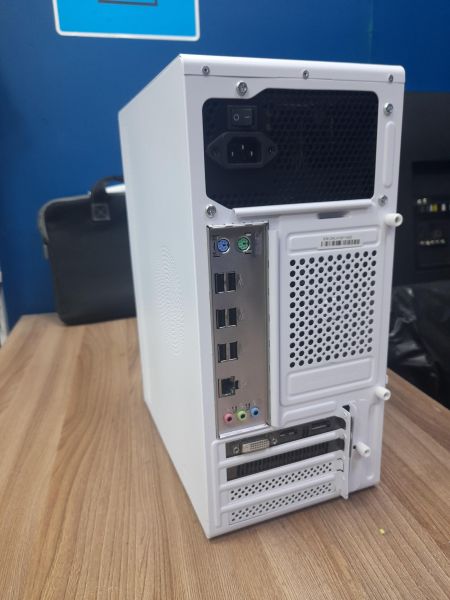 Купить Сборка E5-2666 v3, RX 570, 32GB RAM, SSD 128GB в Иркутск за 16000 руб.