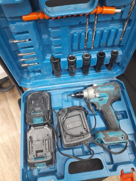 Купить Реплика Makita (Акк. гайковёрт) с СЗУ в Иркутск за 2450 руб.