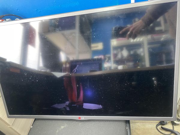 Купить LG 32LB561U в Иркутск за 3000 руб.