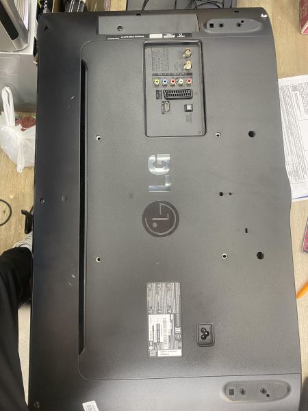 Купить LG 32LB561U в Иркутск за 3000 руб.