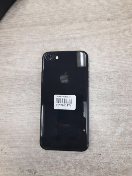 Купить Apple iPhone 8 64GB в Иркутск за 5550 руб.