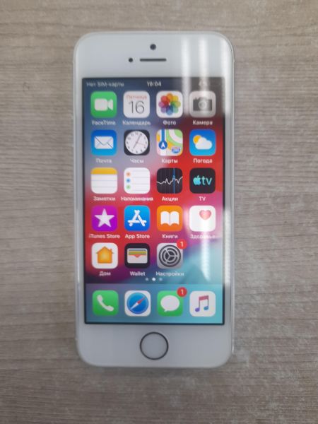 Купить Apple iPhone 5S 16GB в Иркутск за 2050 руб.